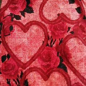 Lularoe Rose, Heart Leggings